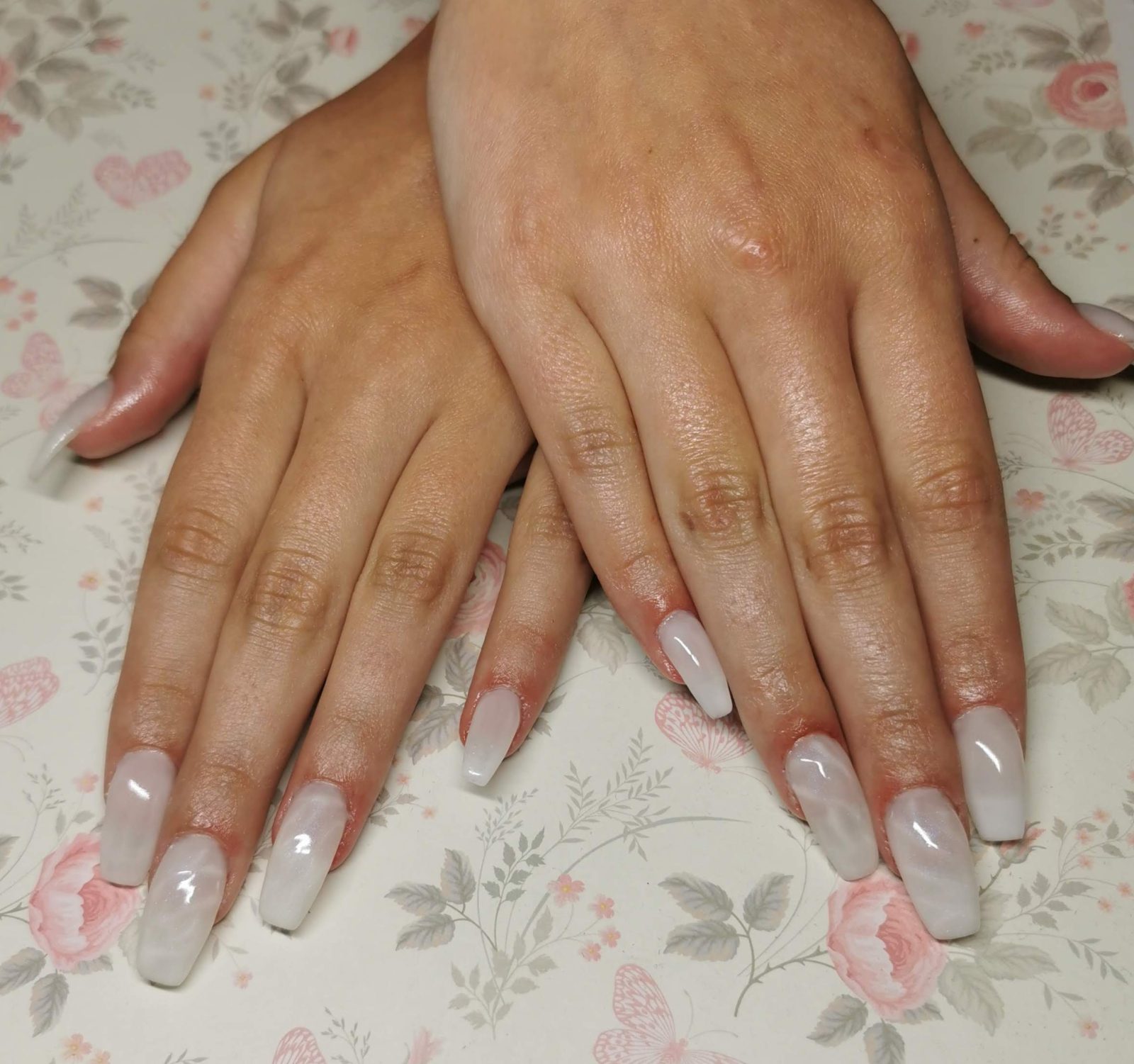 nails
