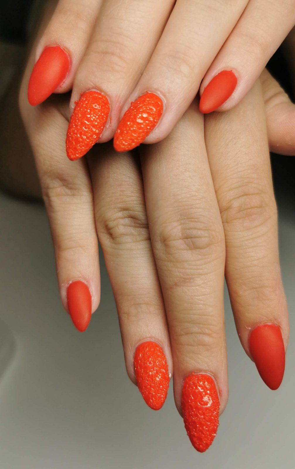 nails