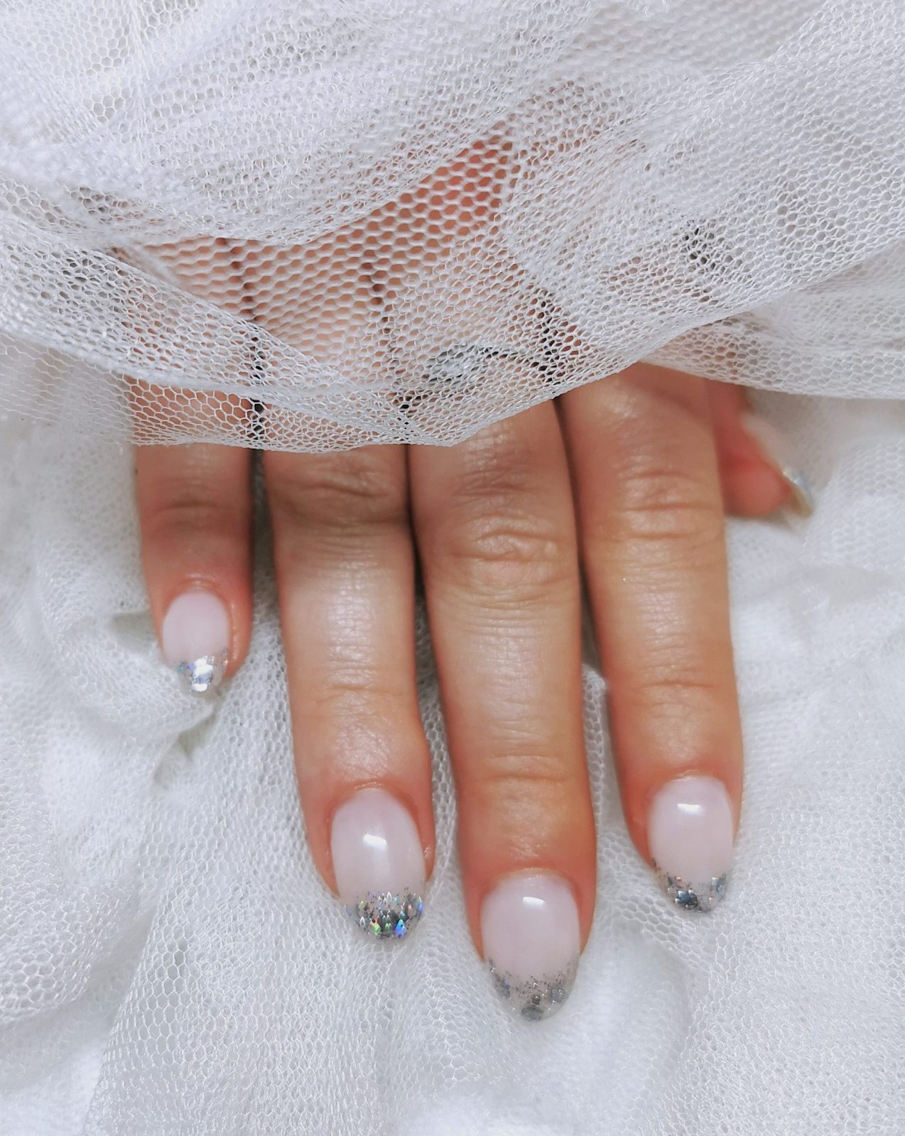 nails