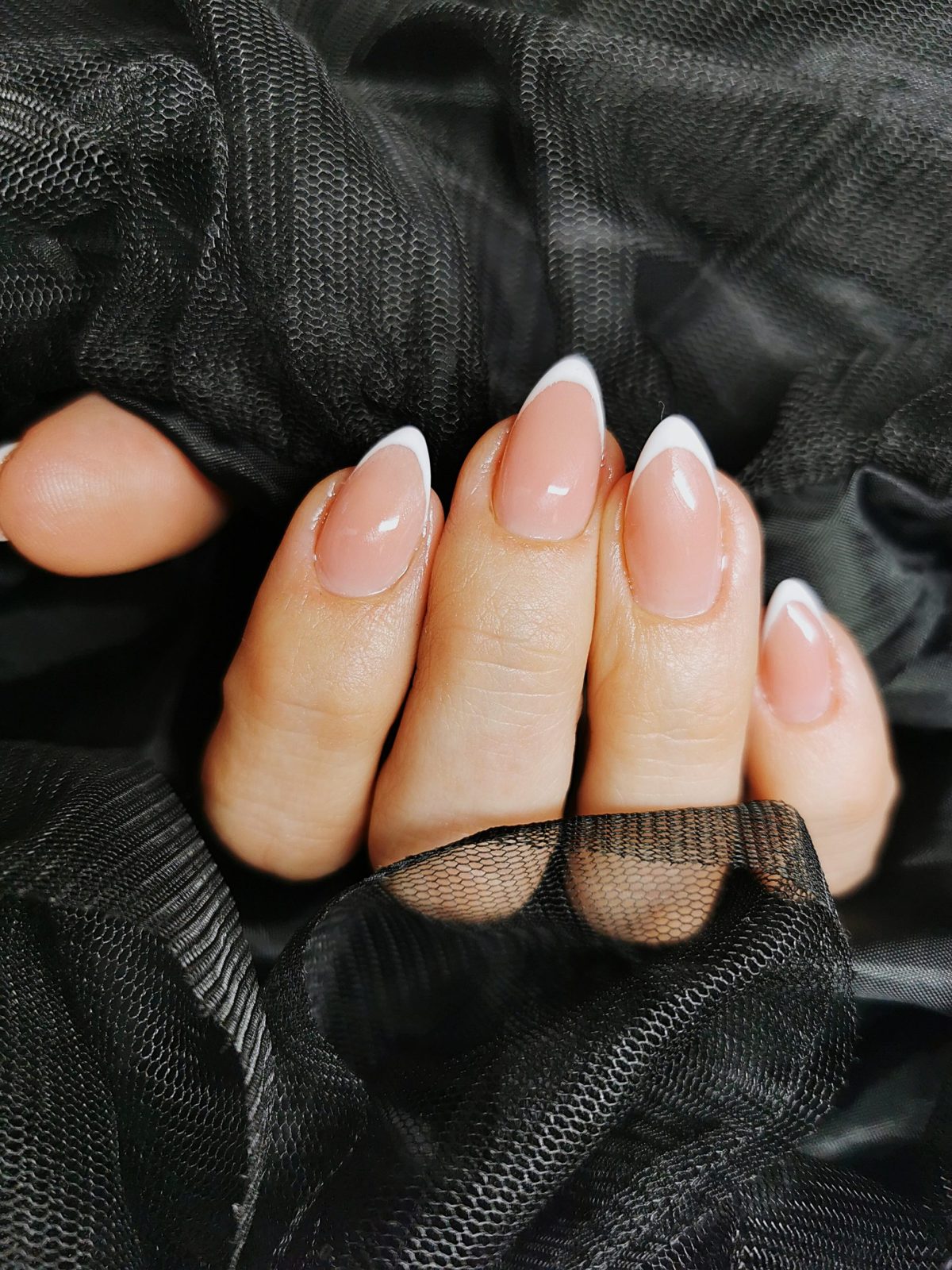 nails