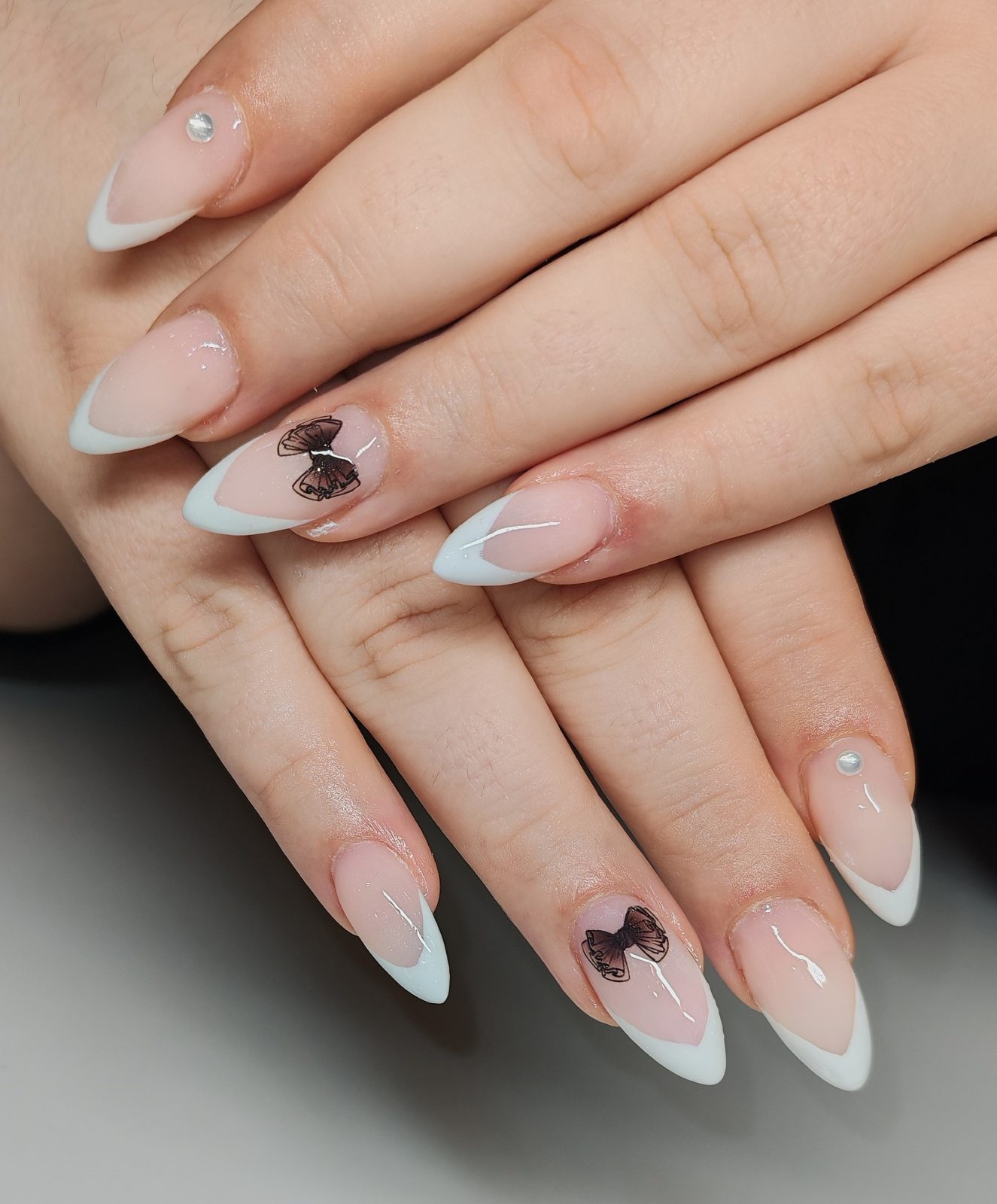 nails